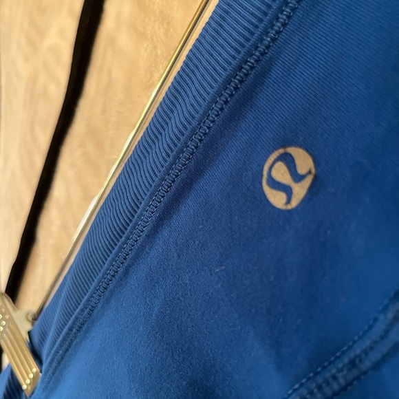 Lululemon High Rise Capris - Picture 1 of 3